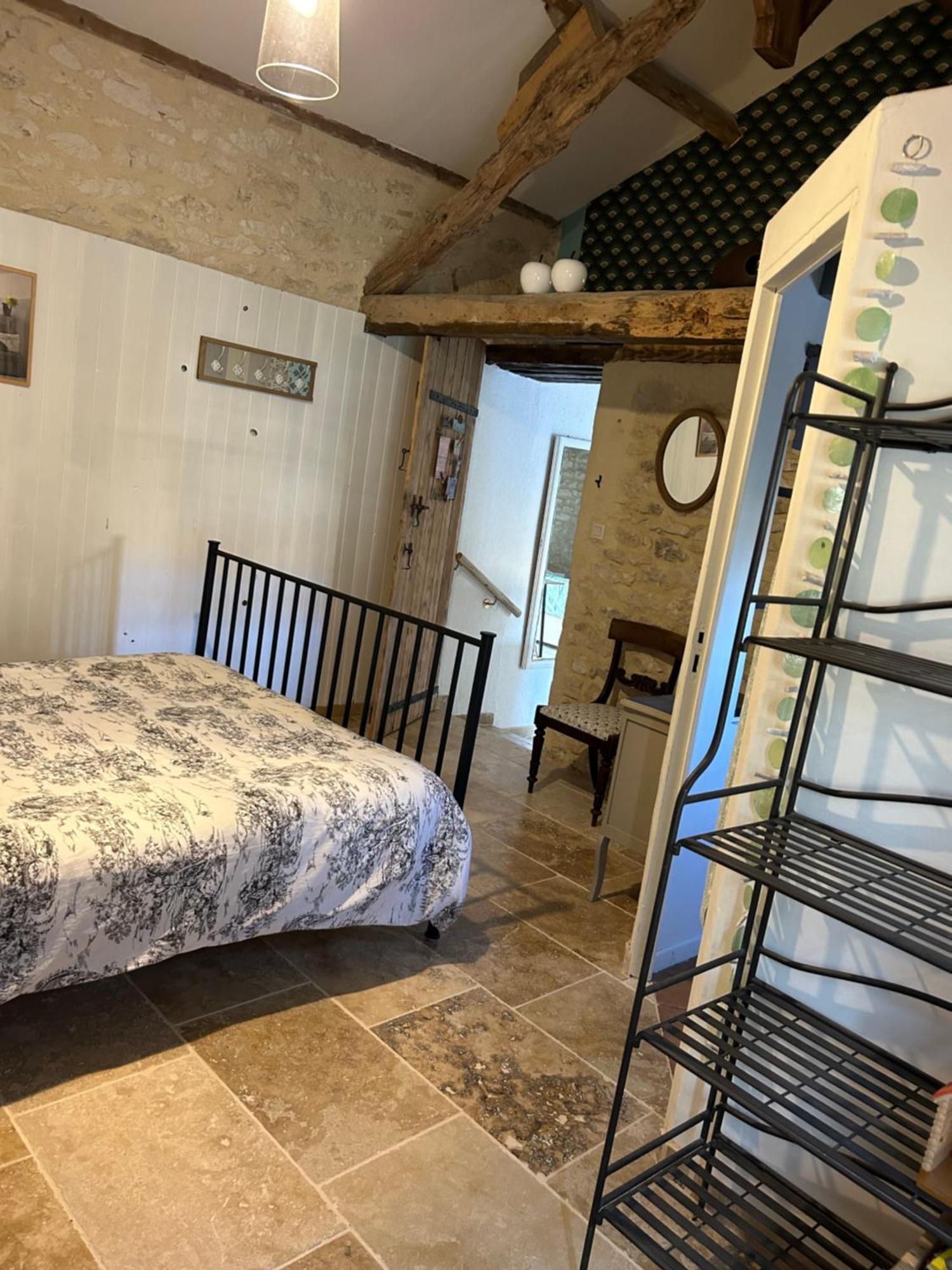 Les Fontanelles Du Quercy Blanc Βίλα Montcuq Εξωτερικό φωτογραφία